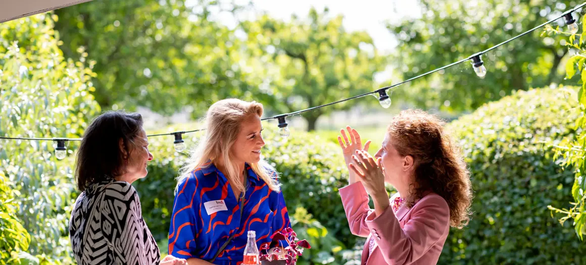 bvA Event buiten gesprek aan tafel