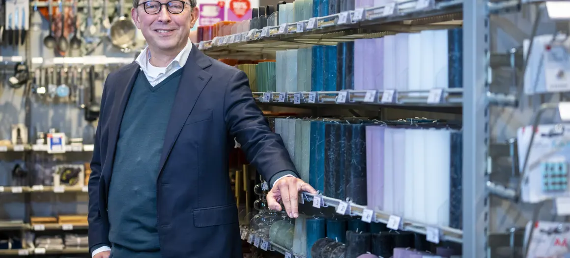 Foto Bas Verheijen in HEMA winkel